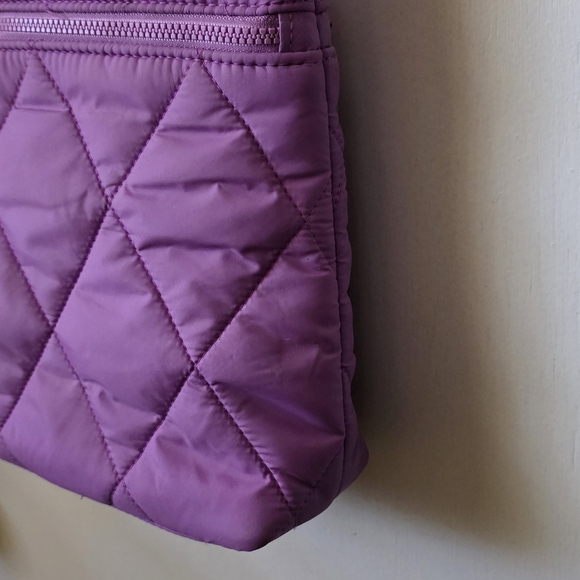 Vera Bradley Featherweight Original Zip Hipster in Iris Orchid - Picture 5 of 14